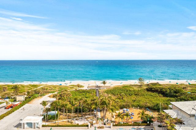 114 Cascade Lane 4, Palm Beach Shores, FL 33404