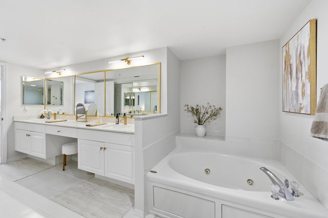 2880 NE 14th Street Causeway 804, Pompano Beach, FL 33062