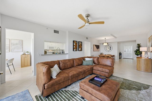 2880 NE 14th Street Causeway 804, Pompano Beach, FL 33062