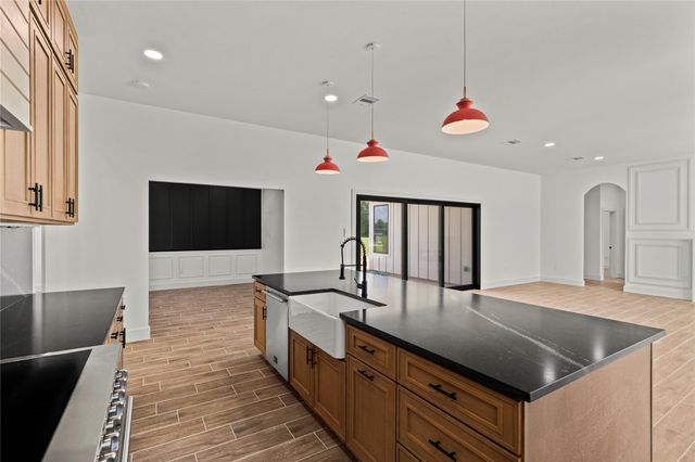 1863 Jones Drive, Alvin, TX 77511