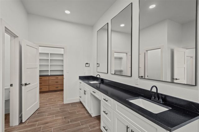 1863 Jones Drive, Alvin, TX 77511