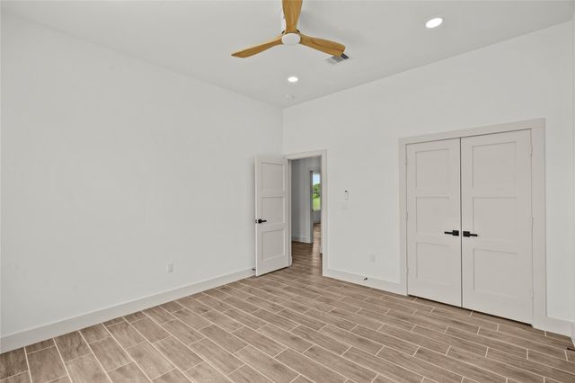 1863 Jones Drive, Alvin, TX 77511