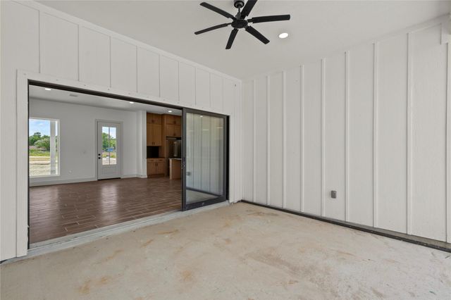 1863 Jones Drive, Alvin, TX 77511