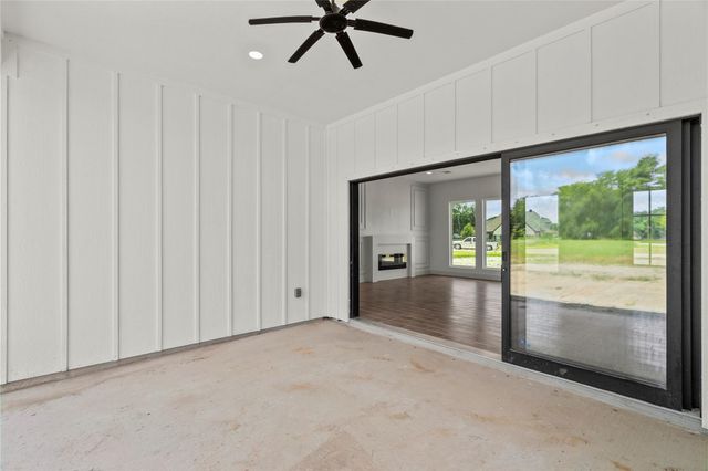 1863 Jones Drive, Alvin, TX 77511