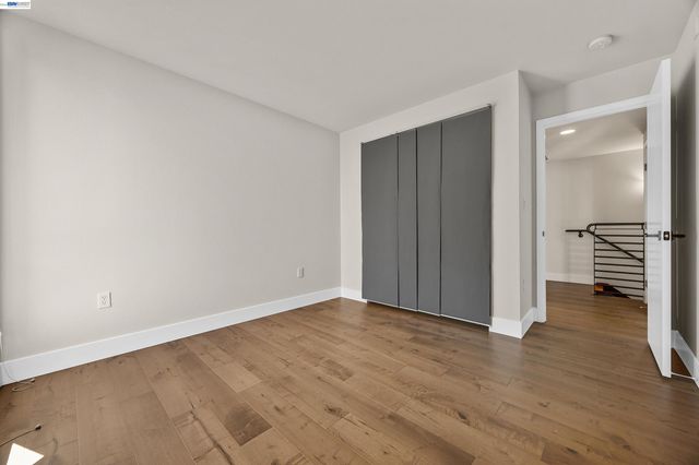 6466 Hollis St 182, Emeryville, CA 94608