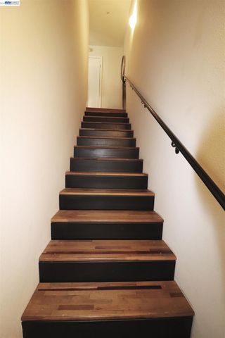 6466 Hollis St 182, Emeryville, CA 94608