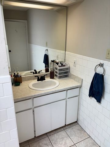 1902 W Twohig Avenue, San Angelo, TX 76901