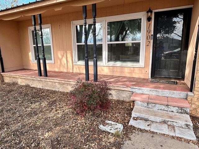 1902 W Twohig Avenue, San Angelo, TX 76901