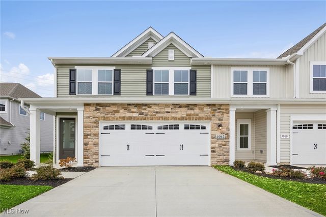 5062 Shepherds Glen, Willoughby, OH 44094