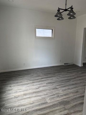 1453 Oak Street, Toledo, OH 43605