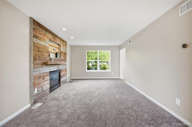 30179 Kim Lane 5, Romulus, MI 48174