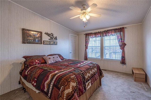 30704 Bonsai Drive, Warsaw, MO 65355