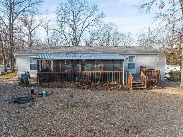 30704 Bonsai Drive, Warsaw, MO 65355