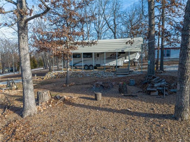 30704 Bonsai Drive, Warsaw, MO 65355