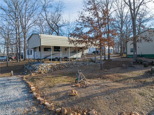 30704 Bonsai Drive, Warsaw, MO 65355