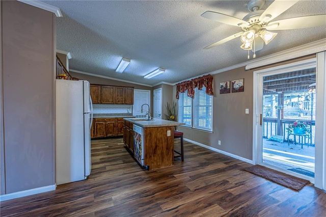 30704 Bonsai Drive, Warsaw, MO 65355