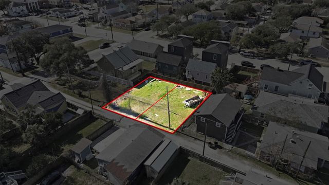 1118 30th St, Galveston, TX 77550