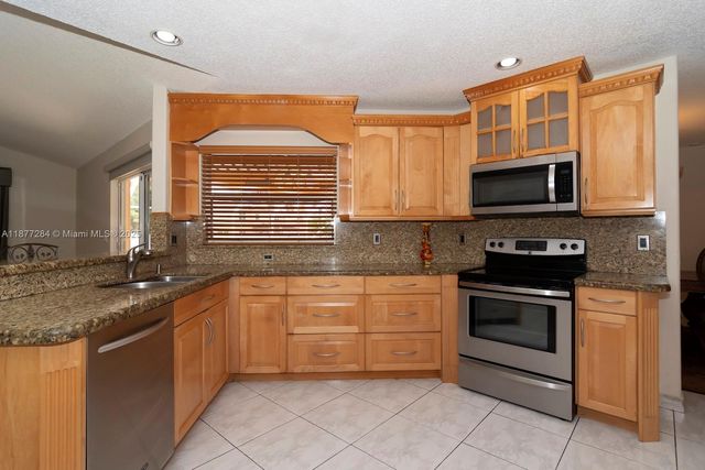2293 SW 182nd Way, Miramar, FL 33029