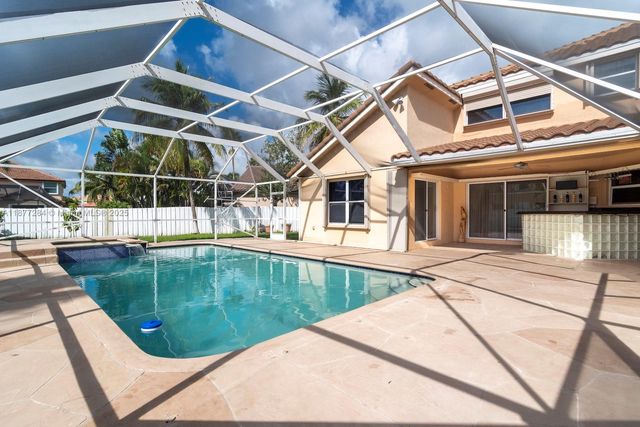 2293 SW 182nd Way, Miramar, FL 33029