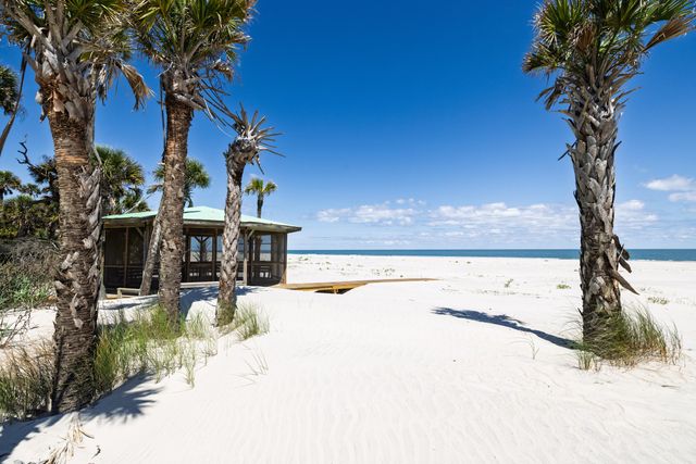 242 Old House Lane, Dewees Island, SC 29451