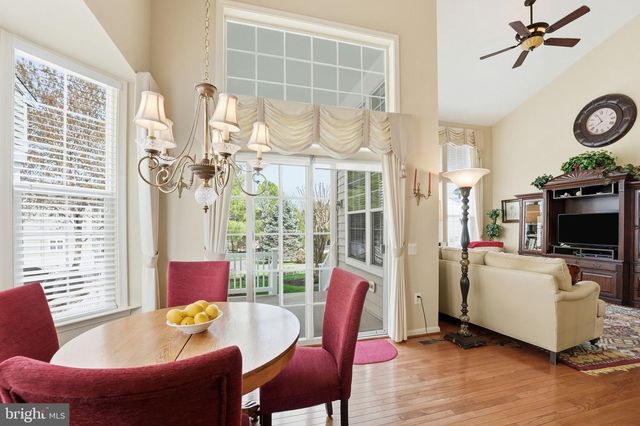 9709 SEAFIELD PL, Bristow, VA 20136