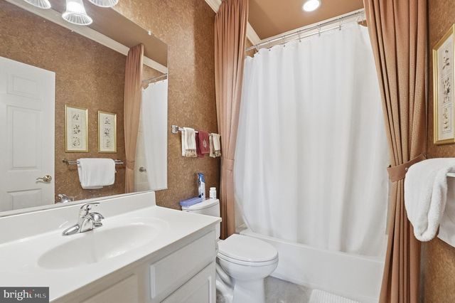 9709 SEAFIELD PL, Bristow, VA 20136