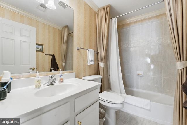 9709 SEAFIELD PL, Bristow, VA 20136