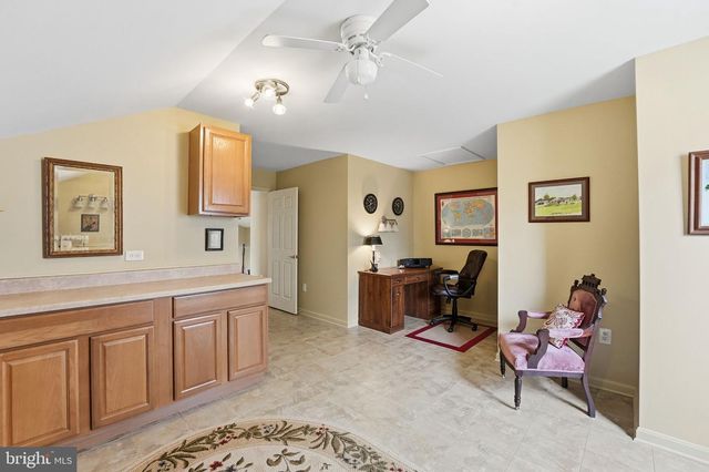 9709 SEAFIELD PL, Bristow, VA 20136