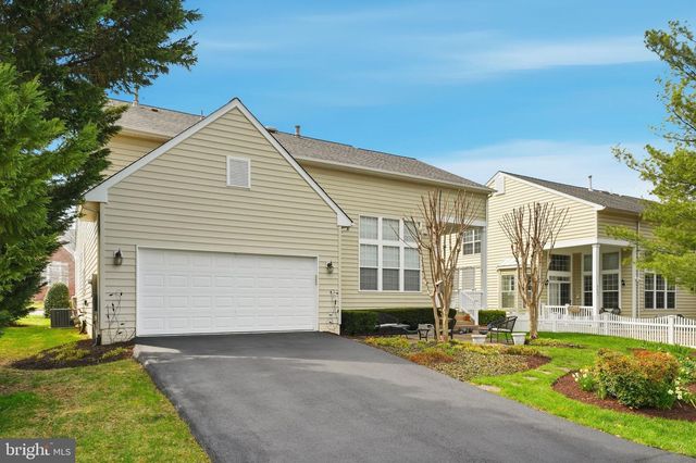 9709 SEAFIELD PL, Bristow, VA 20136