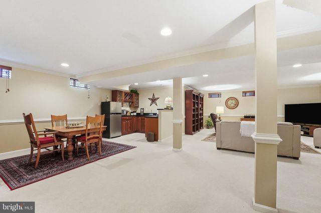 9709 SEAFIELD PL, Bristow, VA 20136