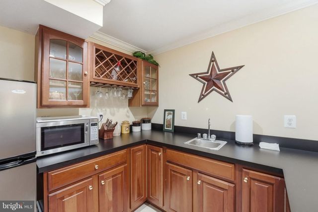 9709 SEAFIELD PL, Bristow, VA 20136