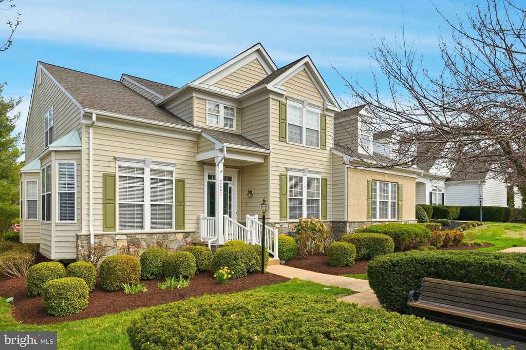 9709 SEAFIELD PL, Bristow, VA 20136