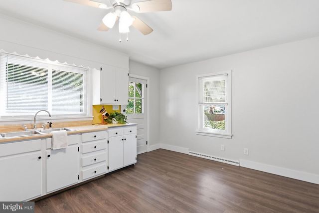 216 HIGH ST, Chambersburg, PA 17201