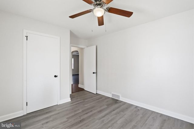 216 HIGH ST, Chambersburg, PA 17201