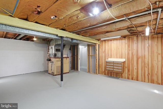216 HIGH ST, Chambersburg, PA 17201