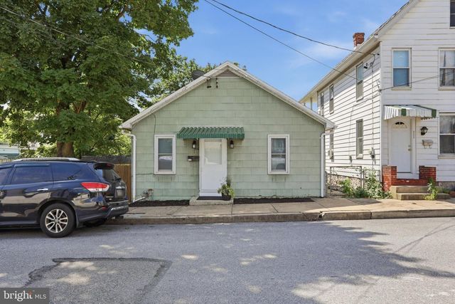 216 HIGH ST, Chambersburg, PA 17201