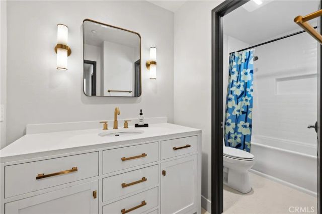 134 Monte Vista Avenue A, Costa Mesa, CA 92627