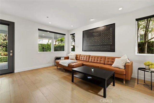 134 Monte Vista Avenue A, Costa Mesa, CA 92627
