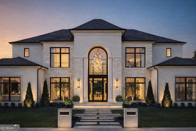 2070 Fontainbleau Drive, Conyers, GA 30094