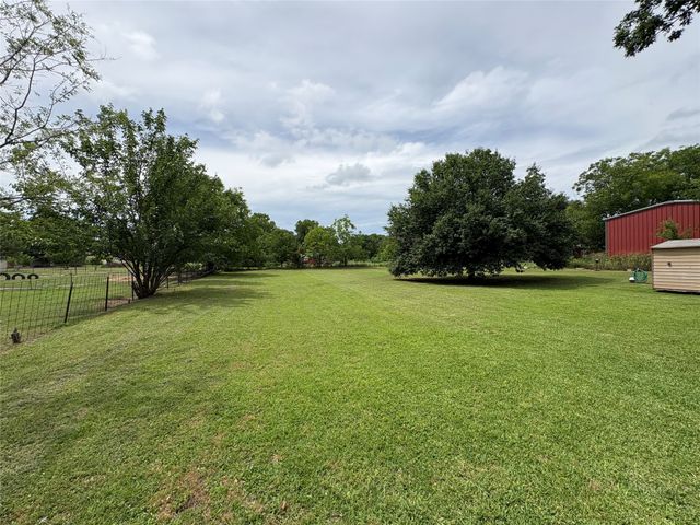 323 S Fisher Street, Gorman, TX 76454