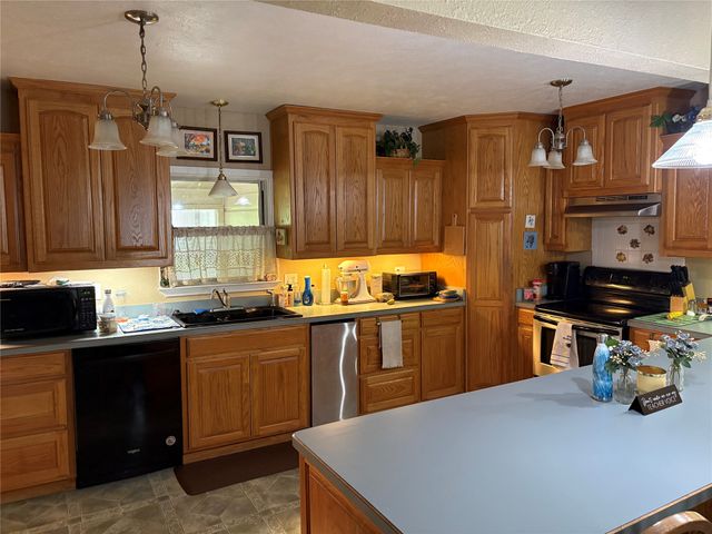 323 S Fisher Street, Gorman, TX 76454