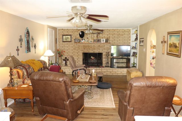 323 S Fisher Street, Gorman, TX 76454
