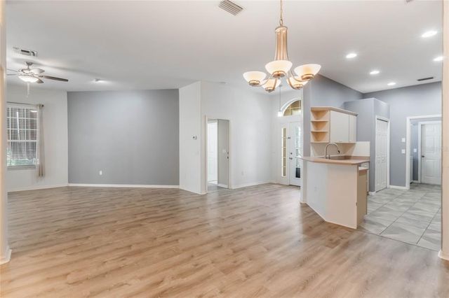 6200 TOPSAIL ROAD, Lady Lake, FL 32159