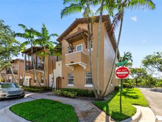 625 SW 146th Terrace 901, Pembroke Pines, FL 33027