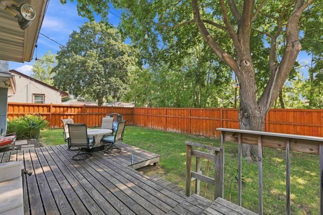 8 6th Avenue NE, Osseo, MN 55369