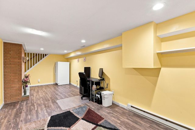 8 6th Avenue NE, Osseo, MN 55369