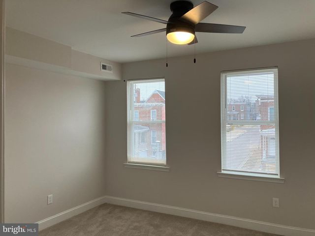 3236 LYNDALE AVE, Baltimore, MD 21213