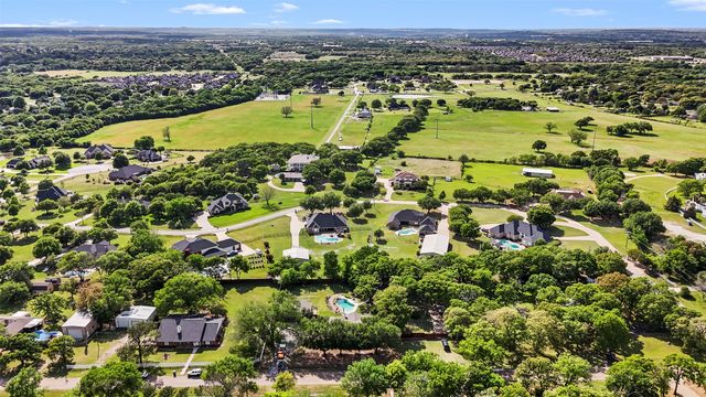 505 Curtis Road, Burleson, TX 76028