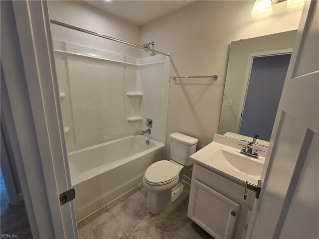 1609 Whistling RD, Chesapeake, VA 23323