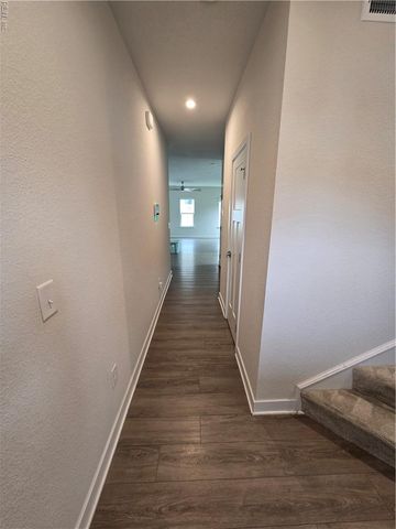 1609 Whistling RD, Chesapeake, VA 23323